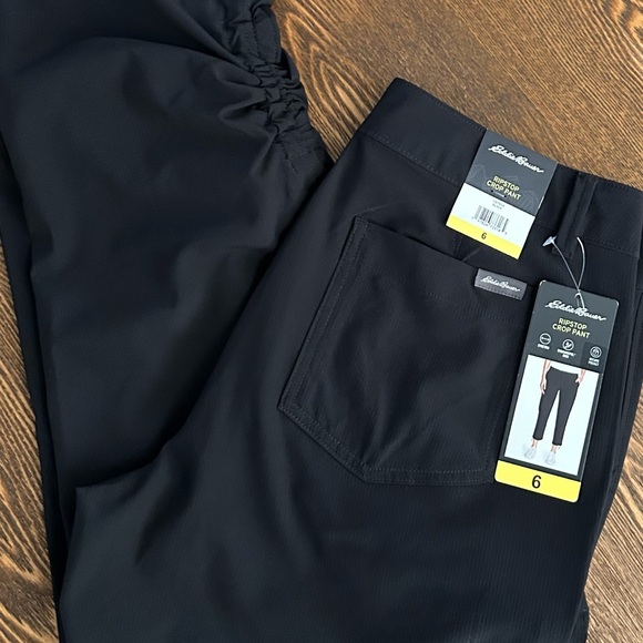 Eddie Bauer Black Ripstop Crop Pants - Picture 1 of 6